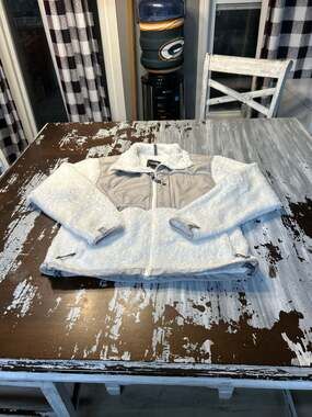 The North Face OSITO Fleece Full Zip Jacket White and Gray Women's Medium